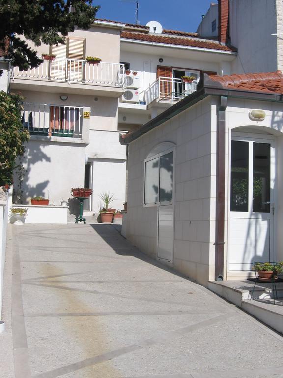 Apartments Marjanovic Bol Luaran gambar